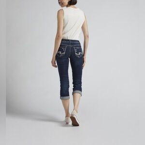 Silver Jeans - Suki Mid Capri Stretch Curvy Fit Jeans Size 24x22.5